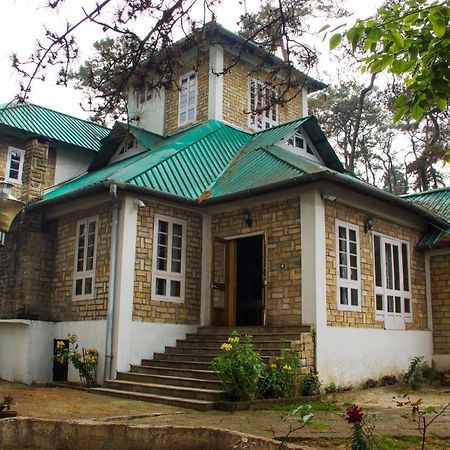 Ken & Twill Hotel Shillong Buitenkant foto